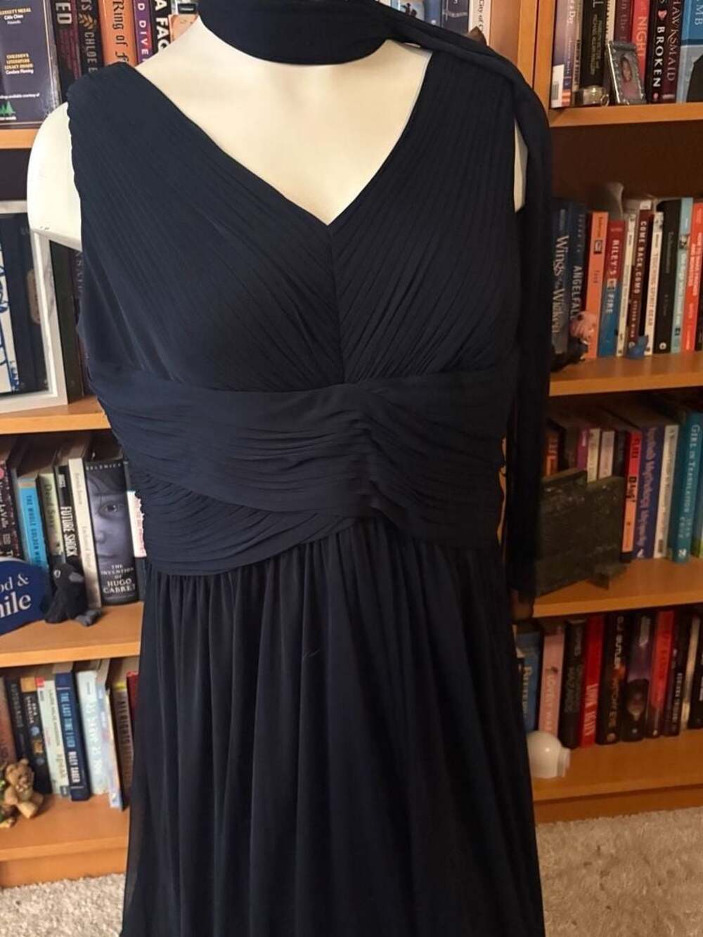 Jessica Howard Women's Navy Chiffon V-Neck Ruched Bodice Formal Maxi Dress Size